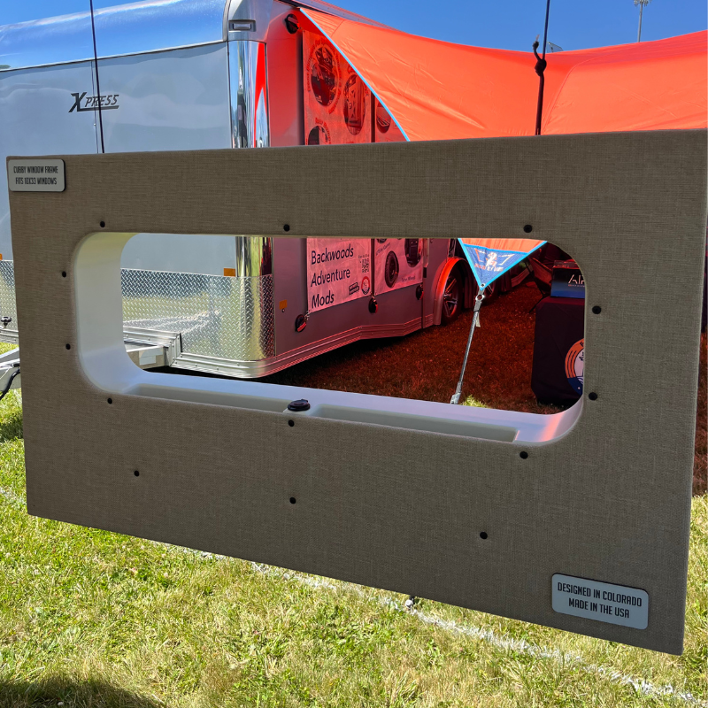 Mercedes Sprinter 3310 Bunk Cubby