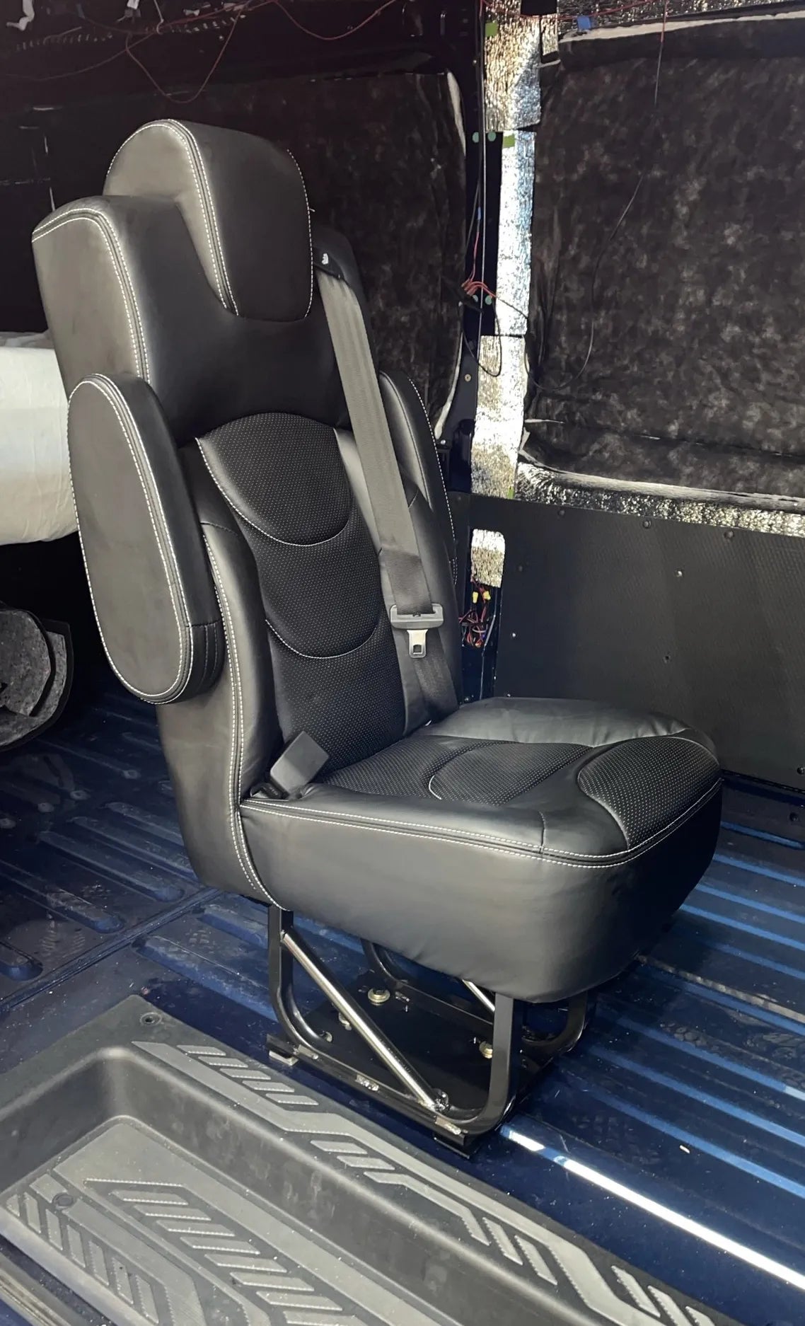 JMG 18" Capitain Seats