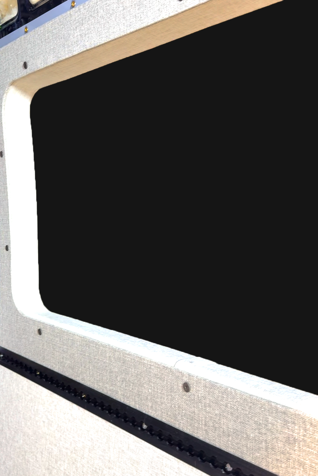 Sprinter 144 Rear Window/Innie Pair