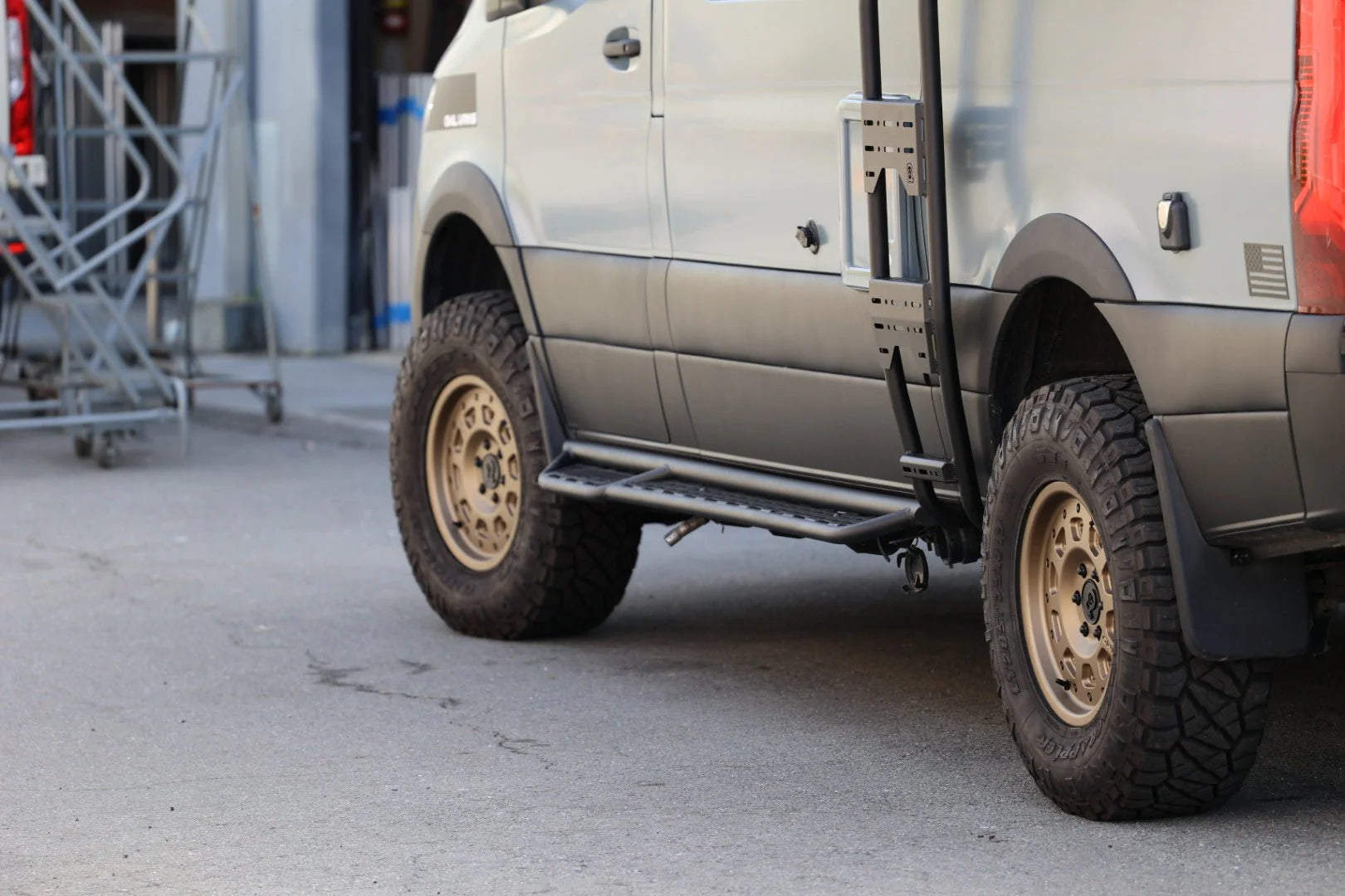 Owl Side Steps - Explorer (Sprinter)