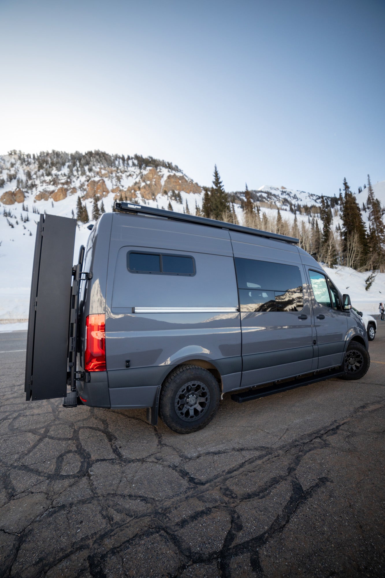 Off grid adventure fashion van for