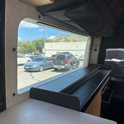 Sprinter 144 Rear Window/Innie Pair