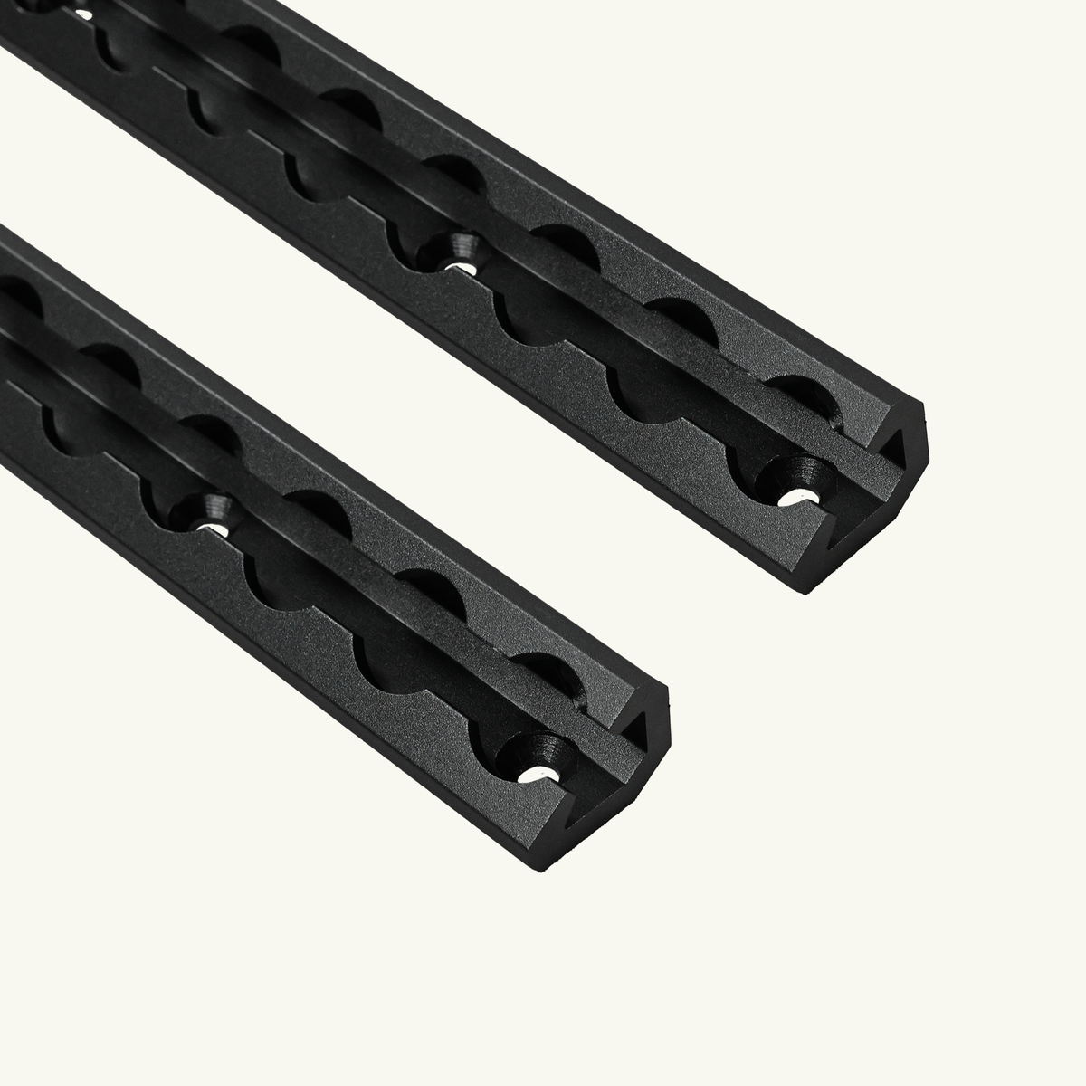 Corner Venture L-Track - 2 Pack