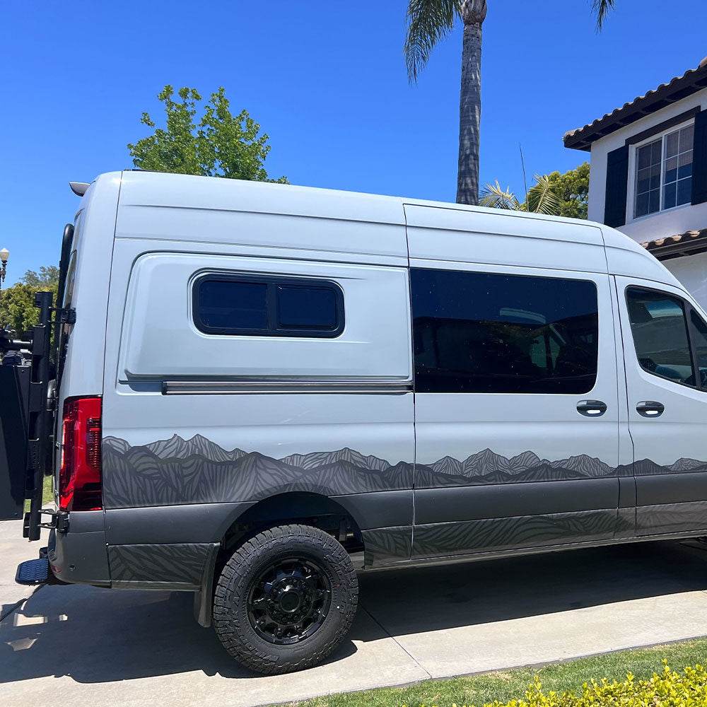 S&B aluminum wideout with window on Mercedes Sprinter 144